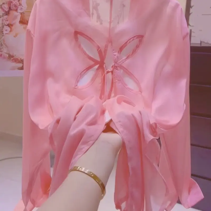 Women's Summer Thin Lightweight Shirt Blouses Top, All Season Blouse, Womenswear, Backless Design, Loose Fit Outerwear, Stylish & Comfortable Daily Wear, Everyday