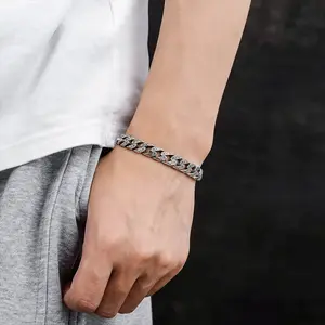 Cuban Men's Lucky Charm Bracelet - Vintage Birthday Gift. Durable, stylish, and classic, suitable for any occasion. Vintage style, high quality, and long-lasting accessory.