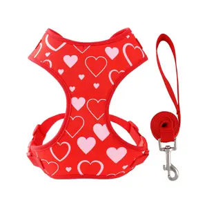1 Set Valentine's Day Pet Harness Leash Set, Heart Print Vest Style, Cat Dog Universal Lead Combination, Cute Pet Accessories Walking Harness