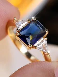 Luxury Synthetic Crystal Blue Zirconia Stone Square Rings For Women Elegant Fashion Rings Gold Color Wedding Band Bridal Jewelry Engagement Gift