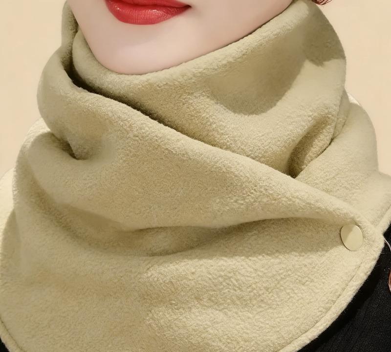 Classic Solid Color Velvet Scarf, Front Button Design, Thickened for Autumn and Winter, Casual Style, Suitable for Cycling and Windproof, Scarf