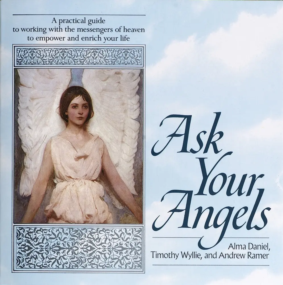 USED Book - Ask Your Angels: A Practical Guide to Working with the Messengers of Heaven to Empower and EnrichYour Life by Daniel, Alma (Paperback) - english