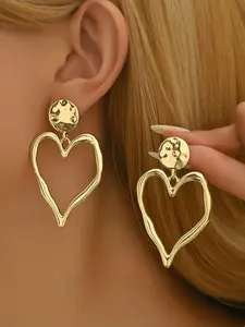 Vintage Style Irregular Heart Line Metal Earrings for Women, Casual Fashion Jewelry, Heart Shape Earrings, Heart Shaped Earrings, Vintage Statement Earrings, Perfect Gift for Parties and Special Occasions