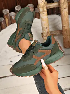2026 New Retro Plaid Thick-Soled Fashion Sneakers for Women – Versatile “Forrest Gump” Shoes Trendy Fashion Sneaker
