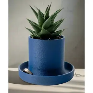 Ringlet Planter plantholder