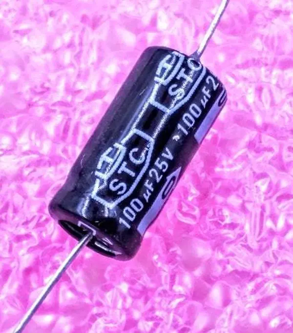 100uF 25V Axial Electrolytic Capacitor, Polarized, 85C, Tolerance ±20%