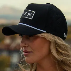 Performance Snapback Hat – Black