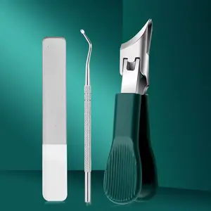 A pedicure essential for home or travel! 3-Piece Green Eagle Beak Nail Clipper Set: cuts thick nails, lifts ingrown nails, files nails. Stainless steel—durable and practical!