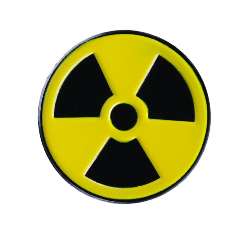 Unisex Radiation Symbol Design Round Shaped Brooch Clip, Vibrant Enamel Pin Suitable for Backpacks, Jeans, Scarves, Hats Decoration Fixed Buckle, Casual Alloy Accessory for Men & Women, Men Accessories, Brooch Pins
