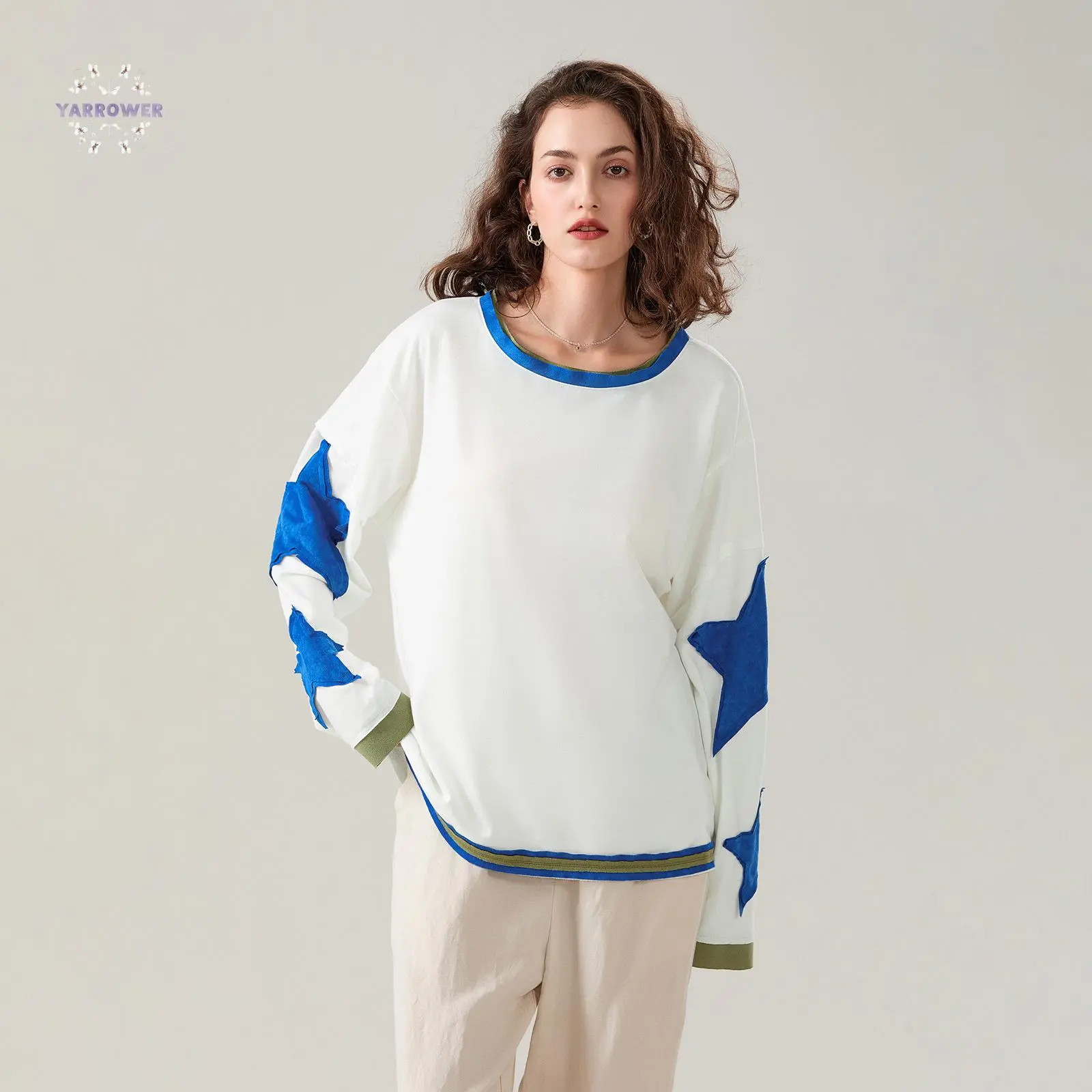 Women's Star Patch T-Shirt, Casual Long Sleeve Crew Neck Top with a Loose Fit for Streetwear, Lady, Clothes, Longsleeves, Polyester