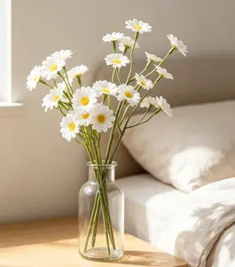 Artificial daisies. 10 flowers per stem, total 200 blooms.—very realistic and beautiful; can be placed in a vase. #SummerWins#DealsForYouDays. Please check the product details carefully. No malicious reviews allowed.