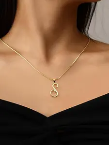 Zircon-Embellished Initial Necklace on a Round Snake Chain — Featuring a Creative, Minimalist Gold-Tone Initial Pendant. An Elegant Stainless Steel Collarbone Chain, Perfect for Women's Daily Wear and an Ideal Gift Choice.