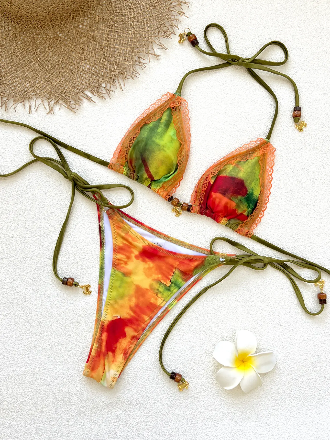 2026 new printed patchwork mini bikini—fashionable, sexy two-piece women’s swimsuit set featuring a low-rise tie design; casual beachwear/swimsuit for vacations and hot springs. Halter Swimwear swimsuit for women thong bikini bathing suit