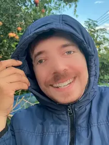 Funny Role-Playing Cool Props, Breathable Full Face Mask, Polyester Knit Fabric, Perfect for Events, Cycling, Parties, Twilight Masquerade, Christmas, Halloween