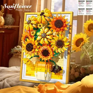 Valentine's Day Gift Set, Sunflower Frame Building Blocks Model, DIY Bottle Toy, Romantic Decoration, Perfect Gift for Her/him