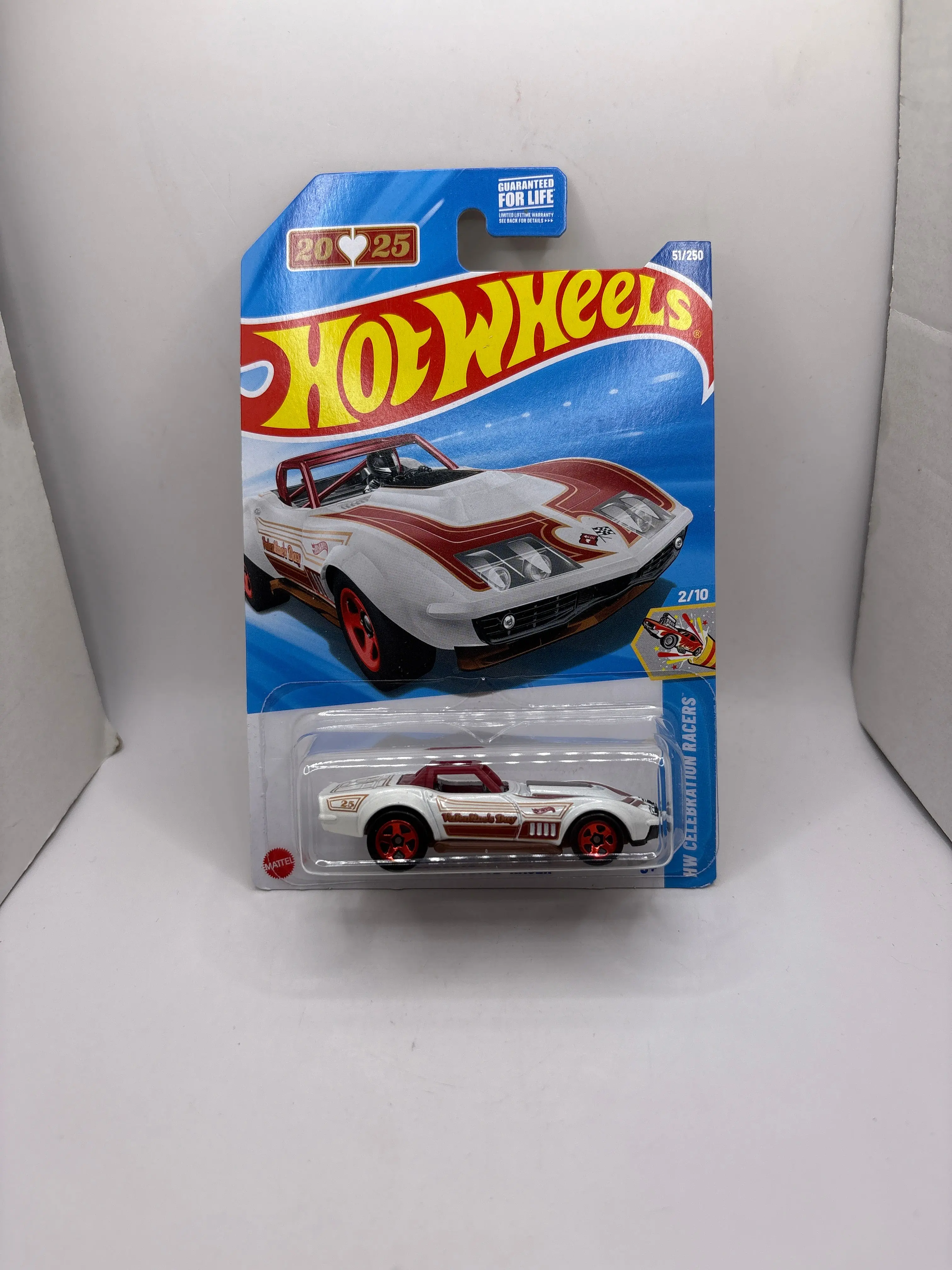 Hot Wheels 69 Corvette Racer Diecast white