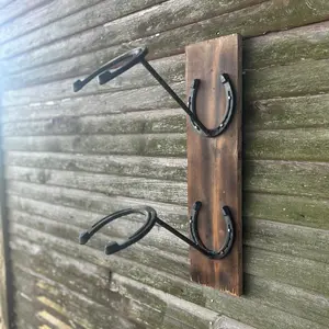 Horseshoe Cowboy hat rack