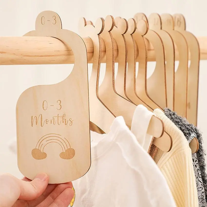 Wooden Hanger Divider, 7 Counts/set Hanger Size Marker, Hanger Size Identifier, Clothes Hanger Size Divider for Home Bedroom Wardrobe, Clothes Hanger Organizers, Hanger Accessories