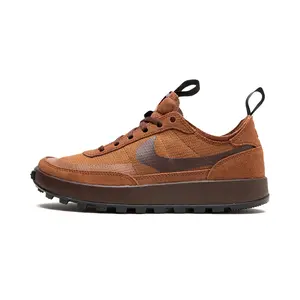 GENERAL PURPOSE SHOE WMNS "Tom Sachs - Field Brown" DA6672 201