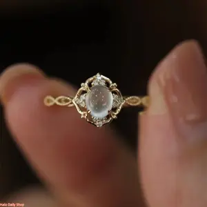 2026 New Casual Ice-Type White Chalcedony Cabochon Ring - Gold-Plated, Zircon-Accented, Adjustable Open Band, Glass-Like Luster - Ideal Gift for Mother's Day (Fashion Costume Jewelry Accessory)