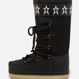 Women's Buffy Winter Boots - Wild Fable Black 9