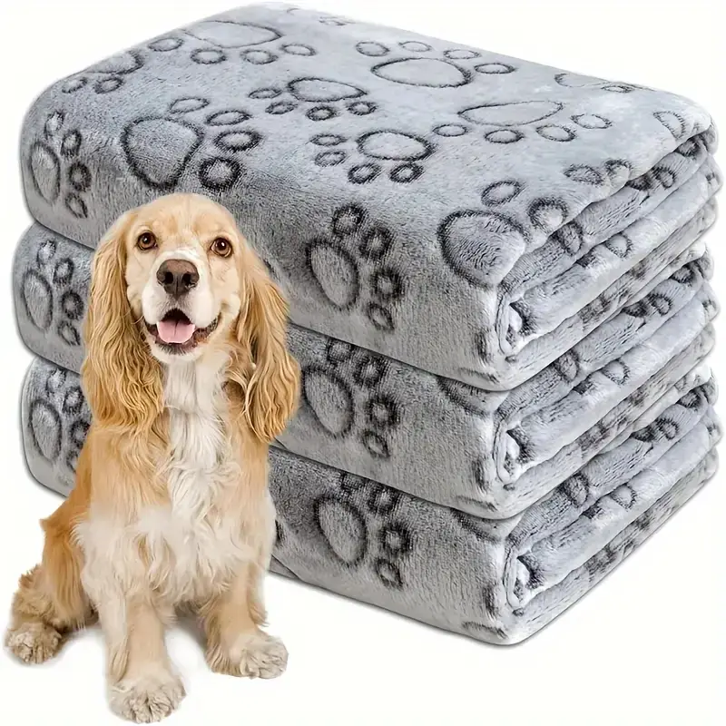 Four Seasons Dog Cat Blanket Double Sided Fleece Warm Blanket Freeze Cold Protection All Weather Kennel Mat for Autumn Winter
