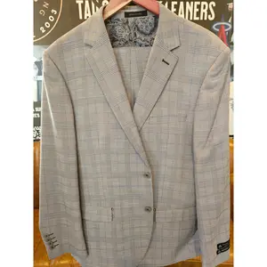 Checkered Suit Notch