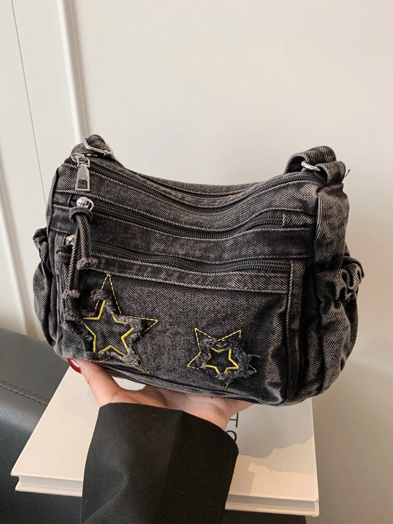 Vintage Washed Denim Star Embroidery Bag, Vintage Chic Purse, Sweet Cool Multi-Pocket Women's Casual Shoulder Crossbody Bag, Denim Crossbody Bags, Daily Use, Fashion Crossbody Bags, Fashionable Crossbody Bag