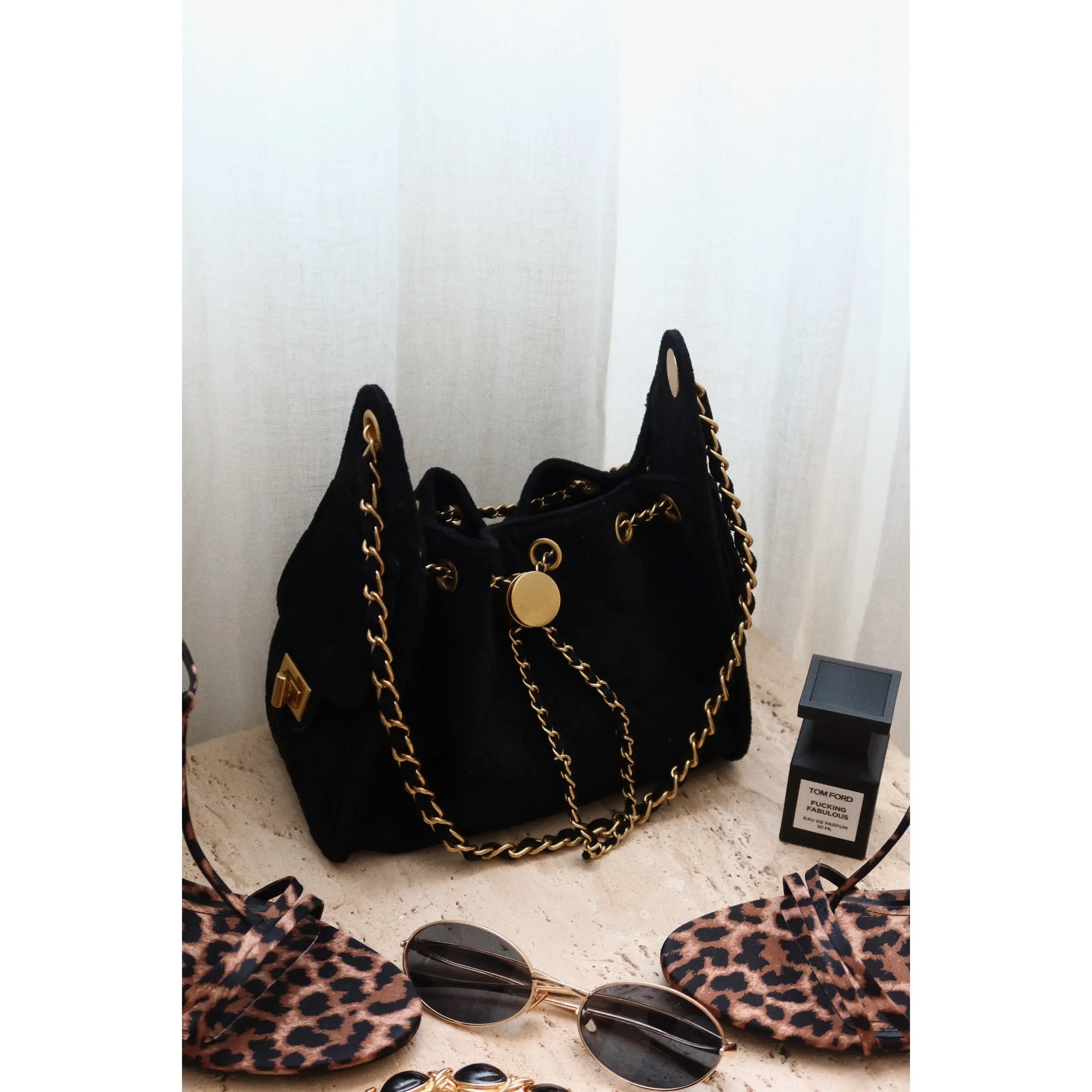 Shantel Quilted Chain Shoulder Bag - Black