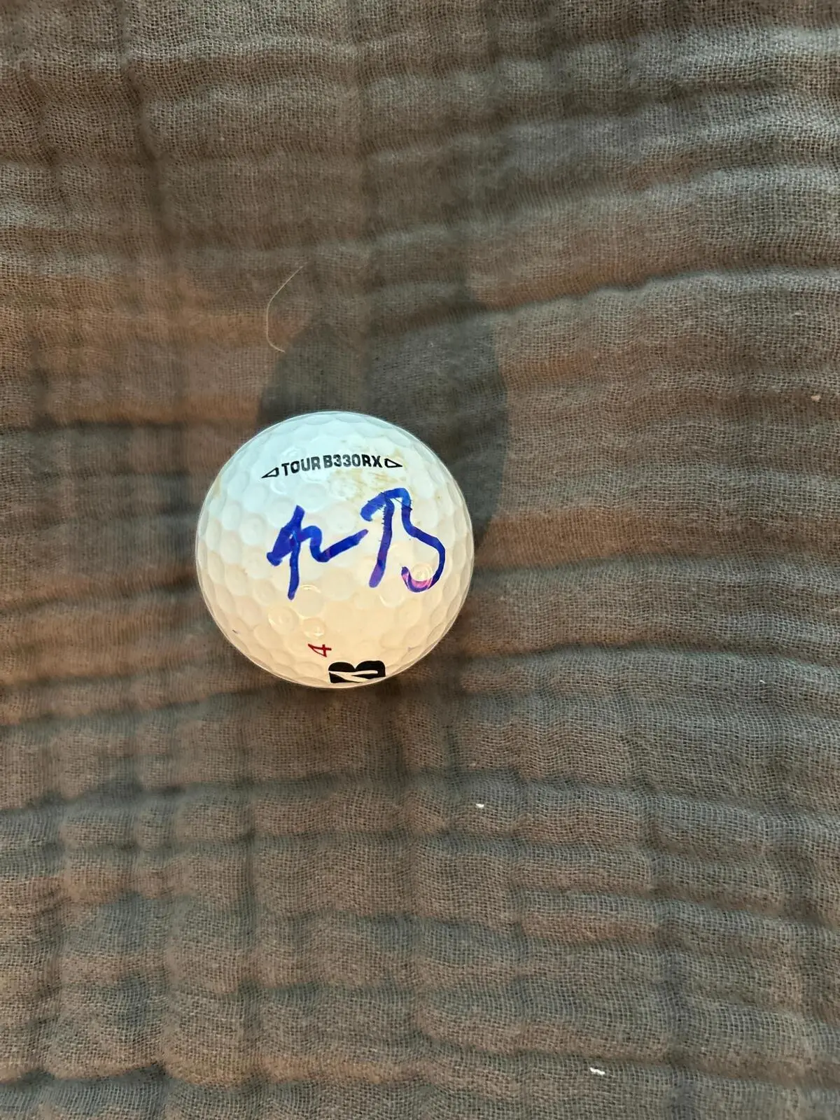 Aaron Rodgers Signed Golf Ball, Authentic Bridgestone Standard Ball for Collectors, Collectible Memorabilia with COA, Golf Ball Standard Balls