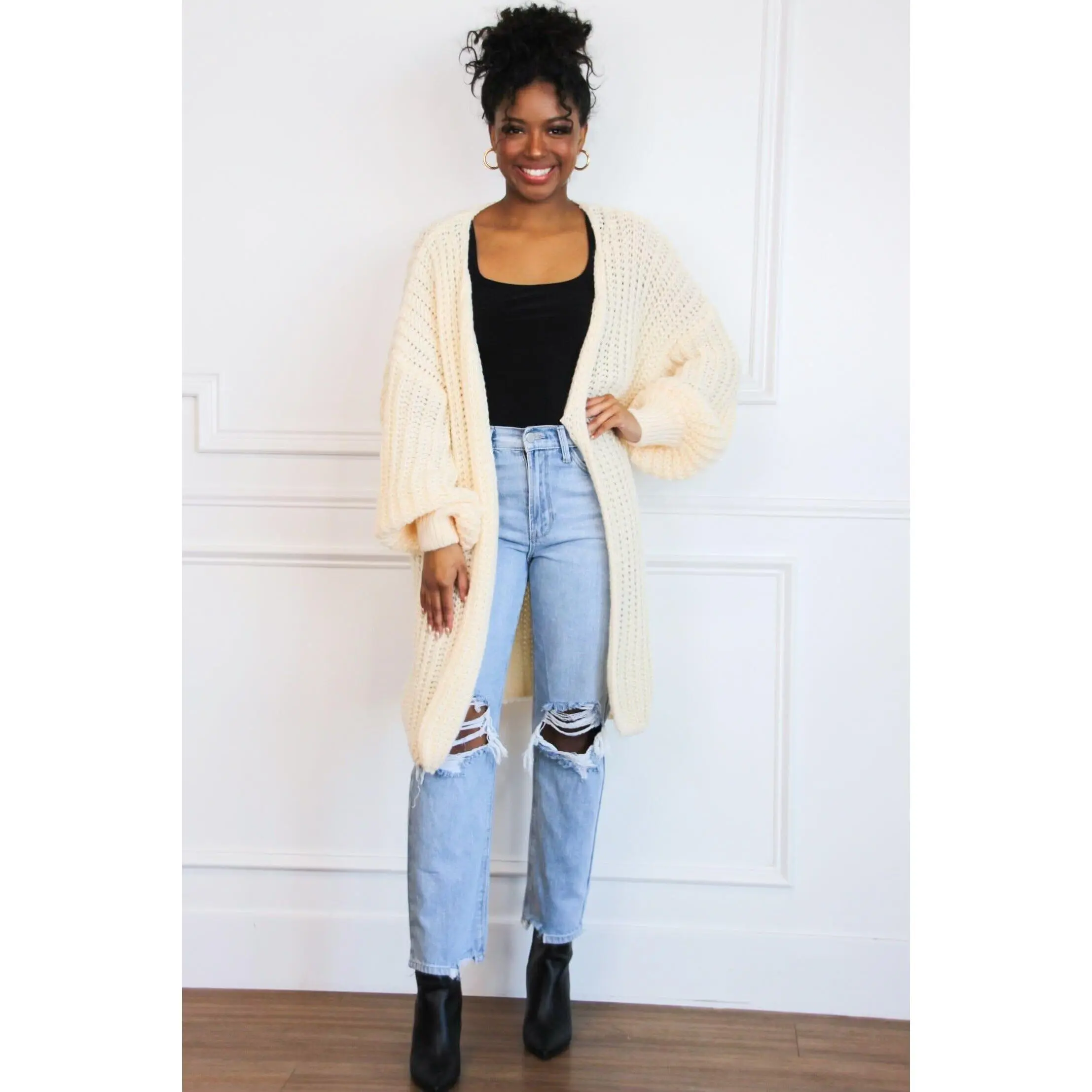 Stanley Chunky Knit Oversized Cardigan: Cream