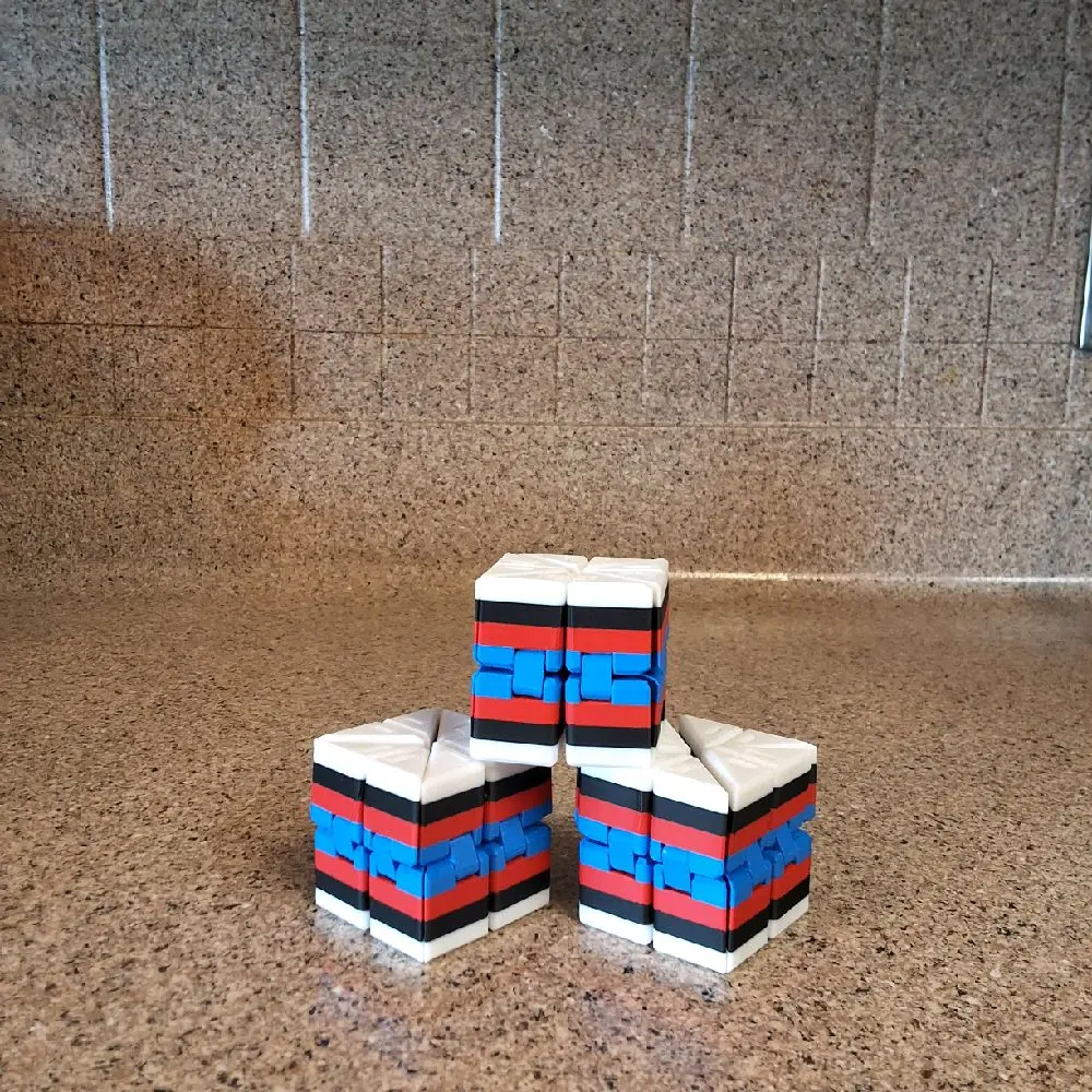 Hand cube fidget perfect for kids Hand cube fidget perfect for kids