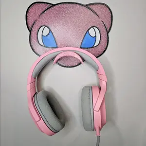 3d printed pink Mew headset wall holder Mount