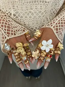 Elegant Floral Imitation Pearl Ring Set, Zinc Alloy Wide Band Women's Rings, Statement Multi Ring, All-Season Jewelry Gift for Parties & Birthdays