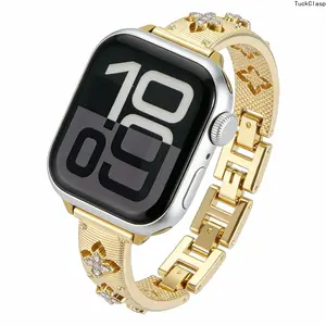 Four-Leaf Clover Rhinestone Metal Bracelet for Apple Watch – Gold Luxury Band for Women, Adjustable for Small Wrists, Fits 38–49mm & Series 6–10/SE/Ultra, Great for Spring & Summer Wear