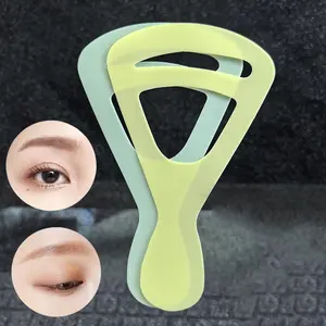 1 set of 2 eyebrow drawing cards, Eyebrow Shaping Kit, two types of eyebrow shapes: straight eyebrows, raised eyebrows. Beginner's eyebrow shaping assistant, natural, easy to carry, quick eyebrow drawing tool for pe