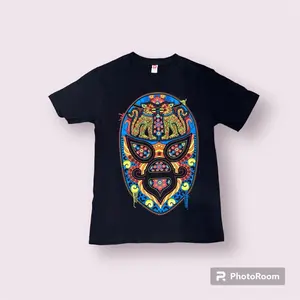 Máscara efecto bordada Tshirt Casual Cotton  Menswear graphic t-shirt