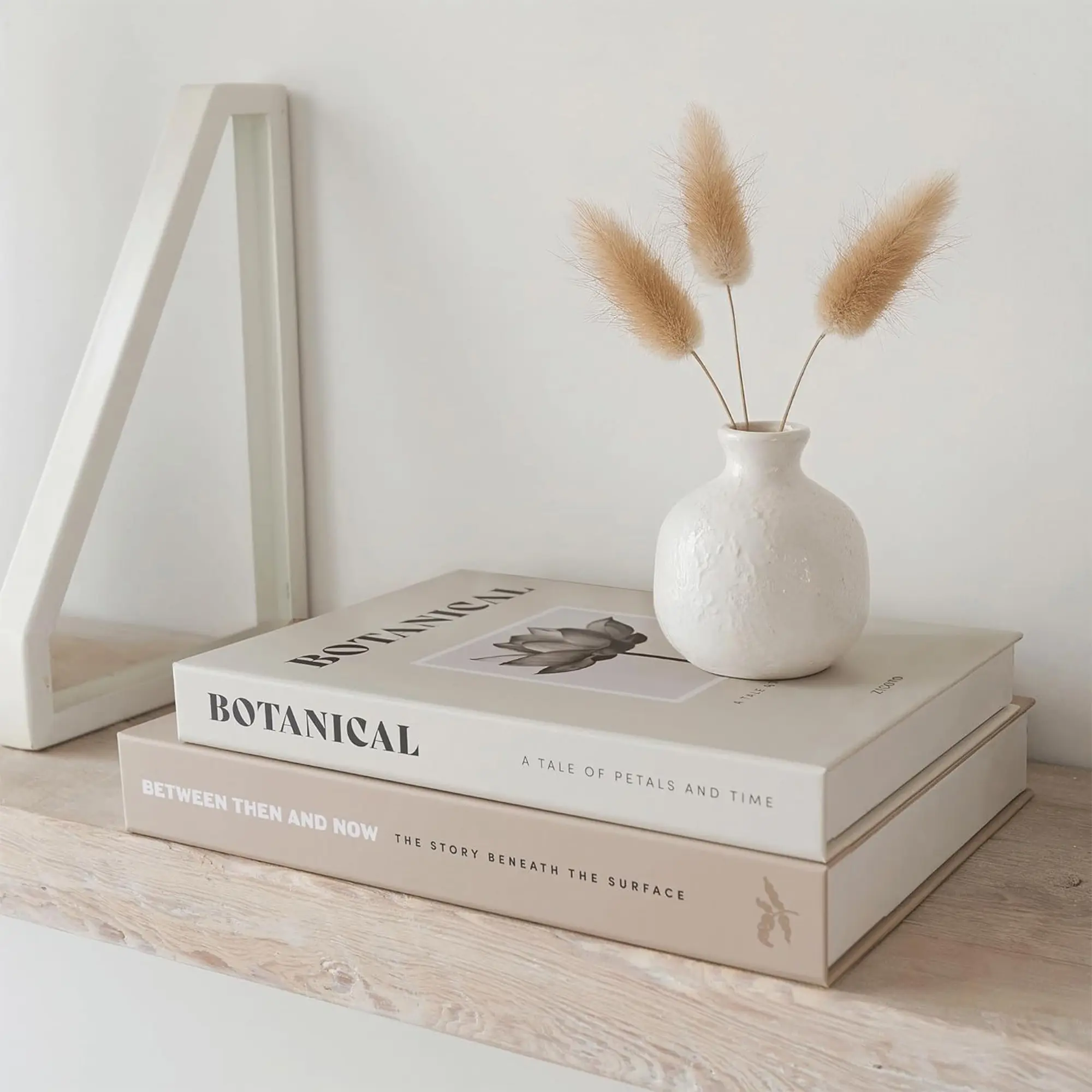 Aesthetic Decorative Book Set of 2, Realistic Home Atmosphere Decoration, Modern Home Decor, Coffee Table Living Room Decor, Fashionable Accent Piece, Home Decor Ornaments, Interior Decoration Accessories, Decorations And Ornaments