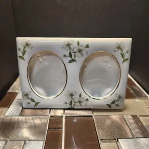 Vintage Lefton Ceramic Double Picture Frame  Glass Inserts - Ivory - Floral
