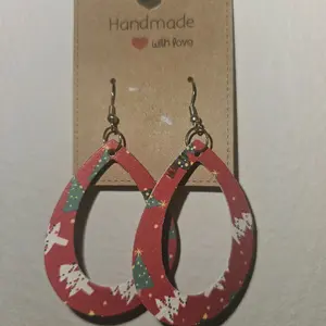 Handmade Christmas Teardrop Earrings with Festive Tree Design Red Leather Dangle Earrings for Holiday Wear