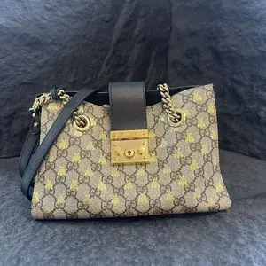 Pre-owned GUCCI Authentic Padlock GG Supreme Golden Bee Print Chain Shoulder Crossbody Tote Bag