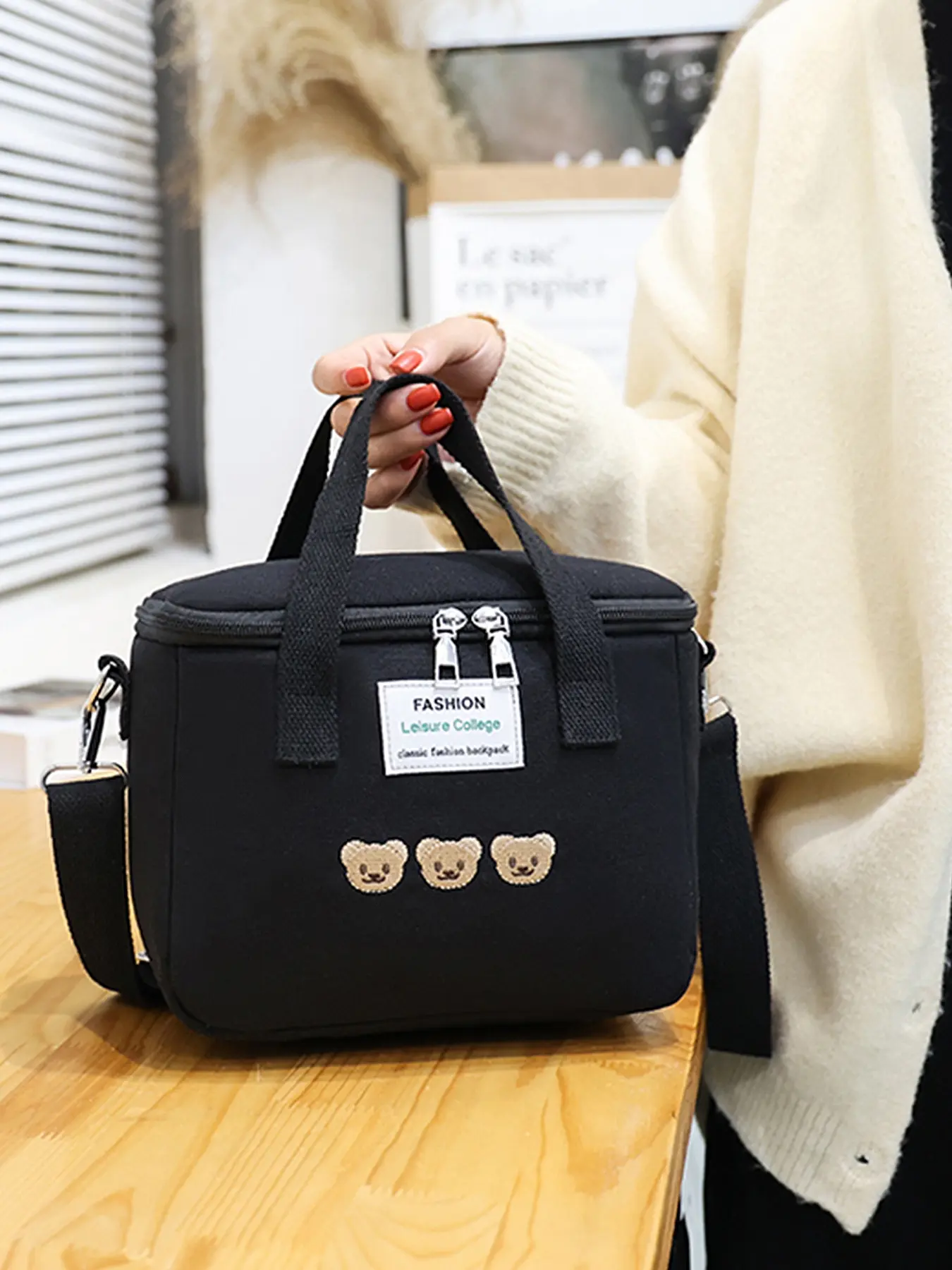 Women's Cute Bear Pattern Shoulder Bag, Large Capacity Crossbody Bag for Daily Used, Casual Trendy Versatile High-quality Daily Commuting Bag, Elegant Commuter Bag