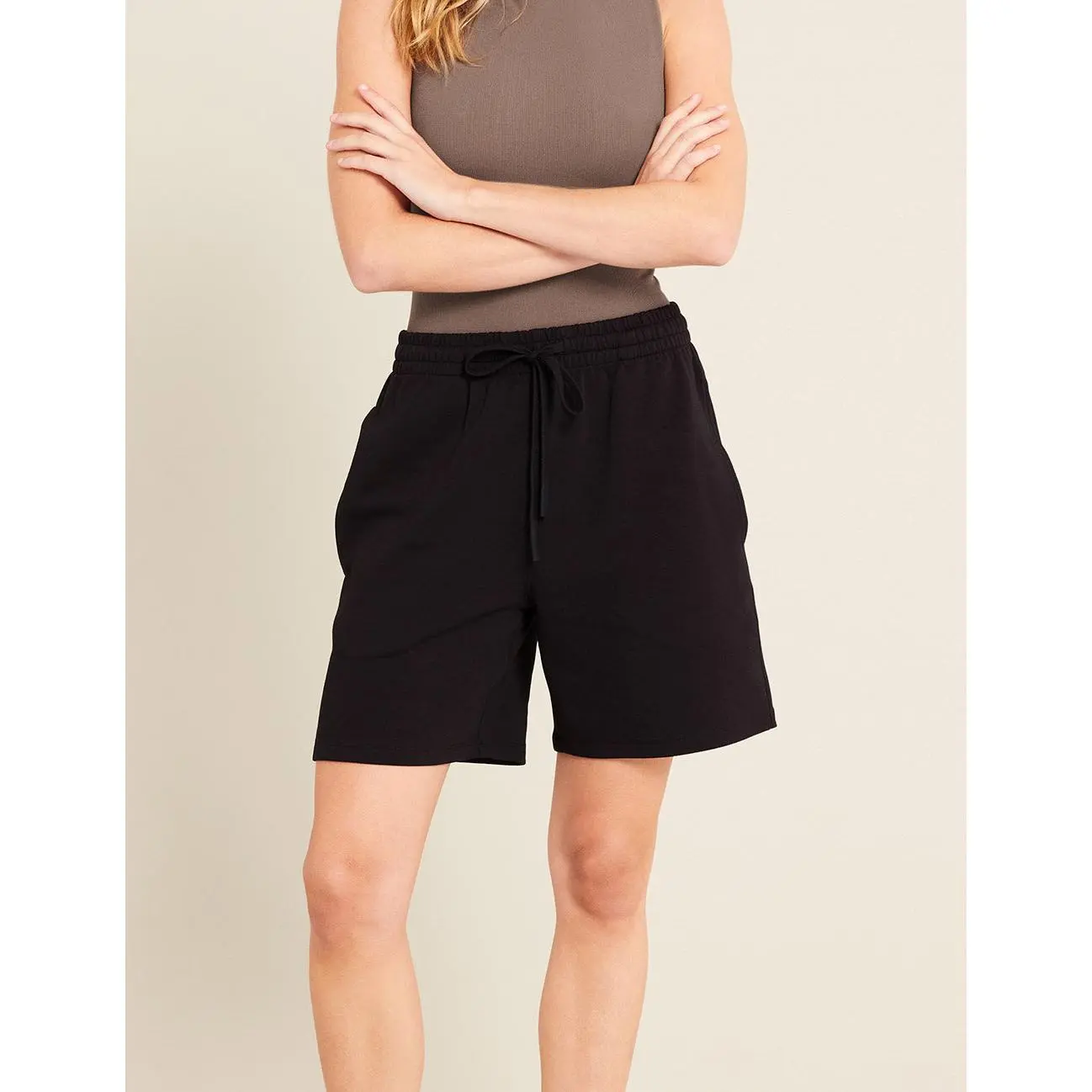 Unisex 6" Sweat Shorts - Black