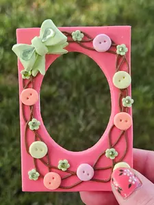 Buttons and Bows Polaroid Magnet - Cute Fridge Decor & Gift for Girly Pictures!