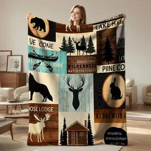 Retro‑Style Animal Print Flannel Blanket, Multicolored Western‑Style Plaid Patchwork Gift Blanket, Niche Outdoor Wilderness‑Style Blanket—Perfect for a Variety of Settings and Makes for a Stylish Gift