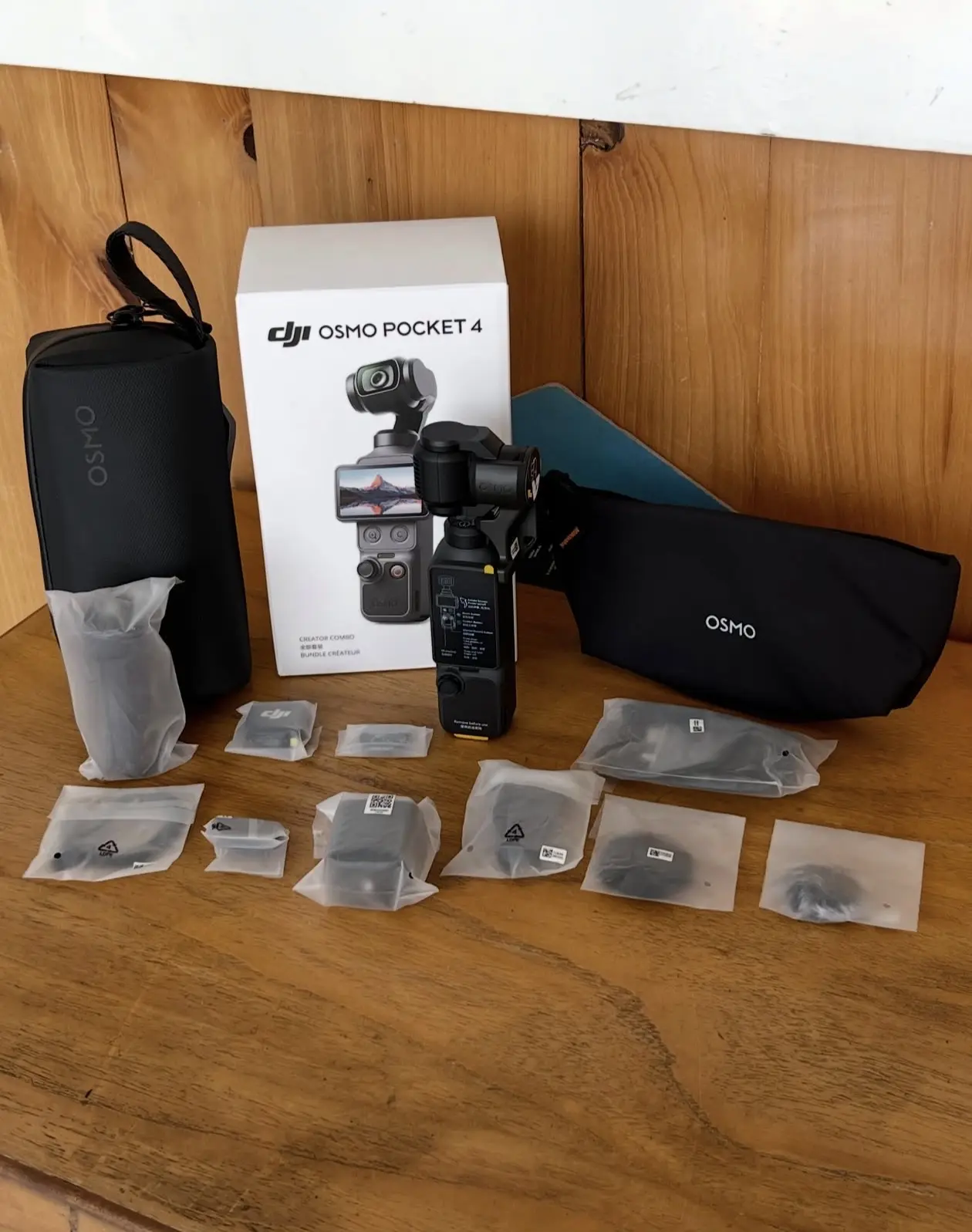 Brand new and original DJI Osmo Pocket 4 creator Combo vlogging Camera