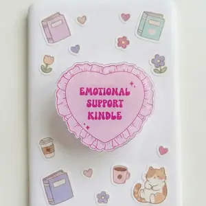 Emotional Support Kindle Phone Grip – Cute Pink Heart Design, Funny Booktok Quote, Coquette Aesthetic Holder, Gift for Book Lovers.