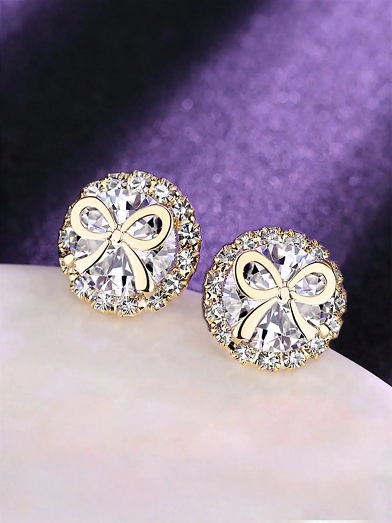 1 Pair Luxury Cubic Zirconia Stud Earrings Ear Studs For Women Wedding Engagement Anniversary Party Fashion Chic Accessories Stylish Jewelry Sparkling Valentine's Day Gift, polished versatile silhouette