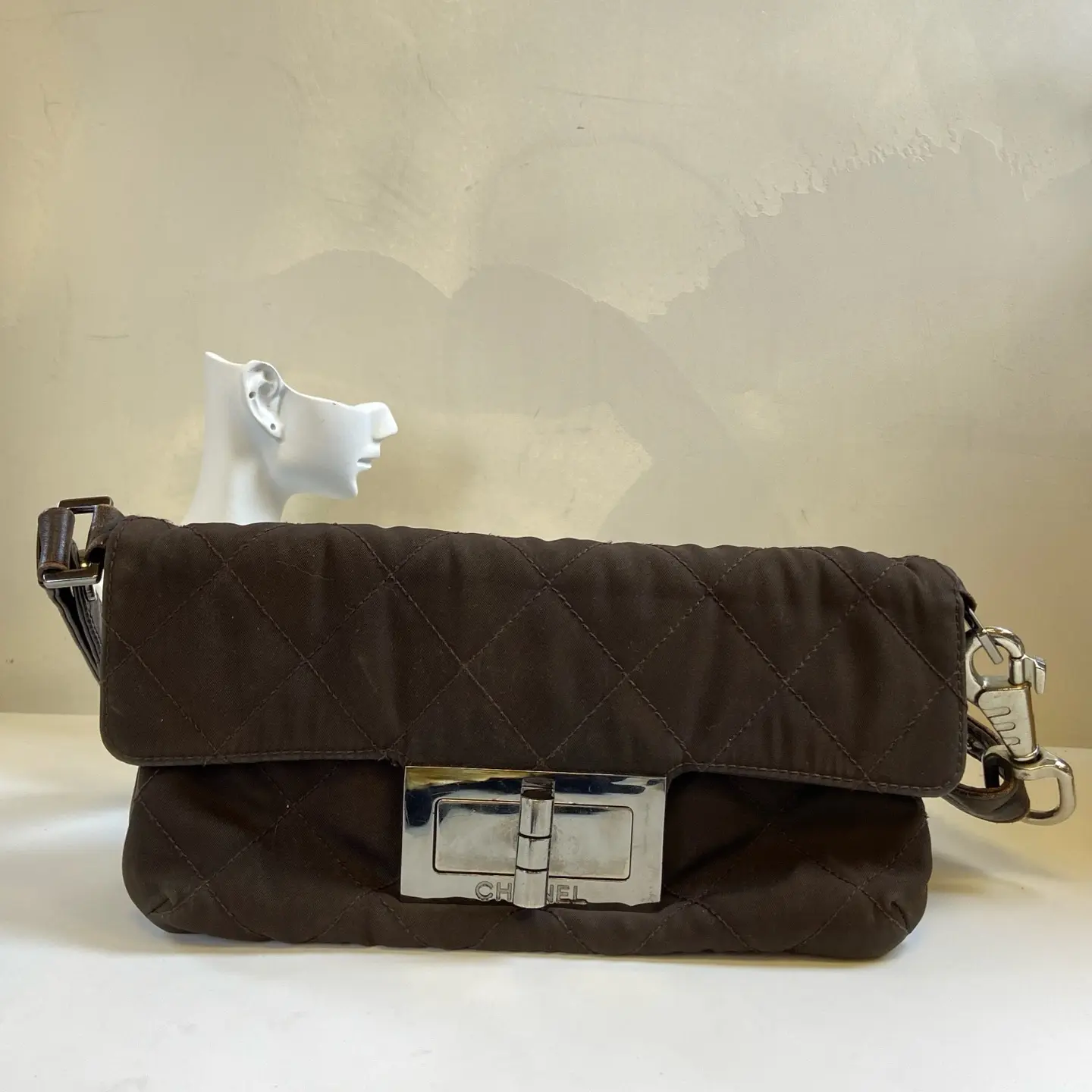 Pre-owned CHANEL Brown Leather Face Shoulder Bag with Buckle, Shoulder Bags
