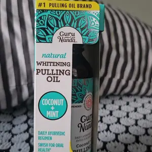 Product Review of GuruNanda Cocomint Pulling Oil with 7 Essential Oils & Vitamins D, E & K2 - 8 oz from u**4